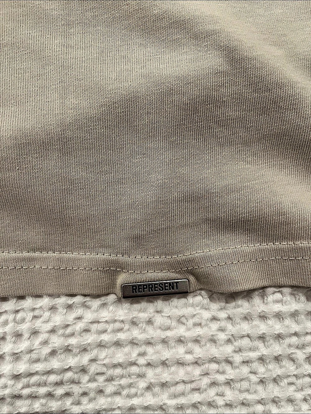 Represent Shark Tee - Picture 5 of 6